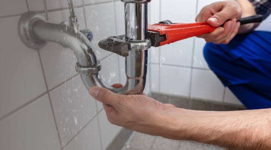 Expert burst pipe repair services in Triadelphia, WV